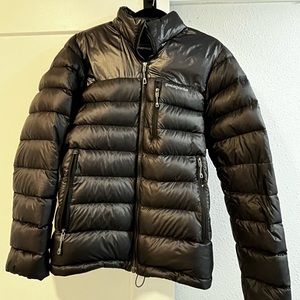 Patagonia men’s black puffer down jacket